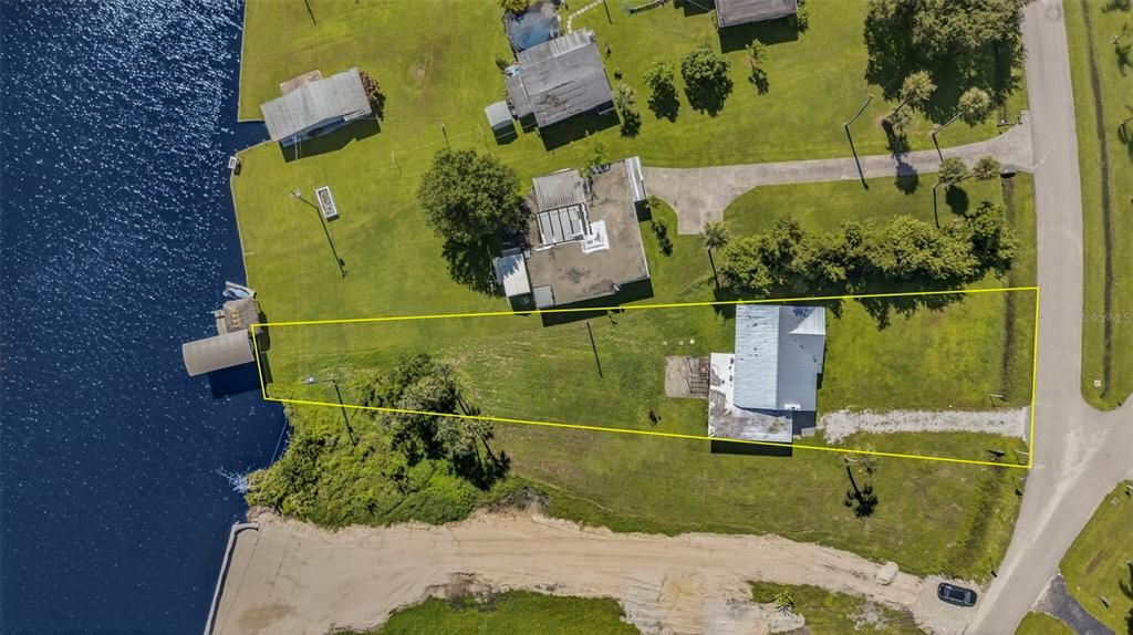 For Sale: $249,000 (3 beds, 2 baths, 1409 Square Feet)