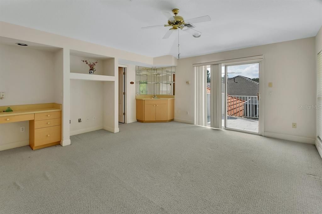 En Venta: $875,000 (4 camas, 3 baños, 3352 Pies cuadrados)