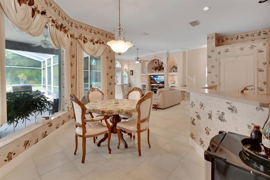 En Venta: $875,000 (4 camas, 3 baños, 3352 Pies cuadrados)