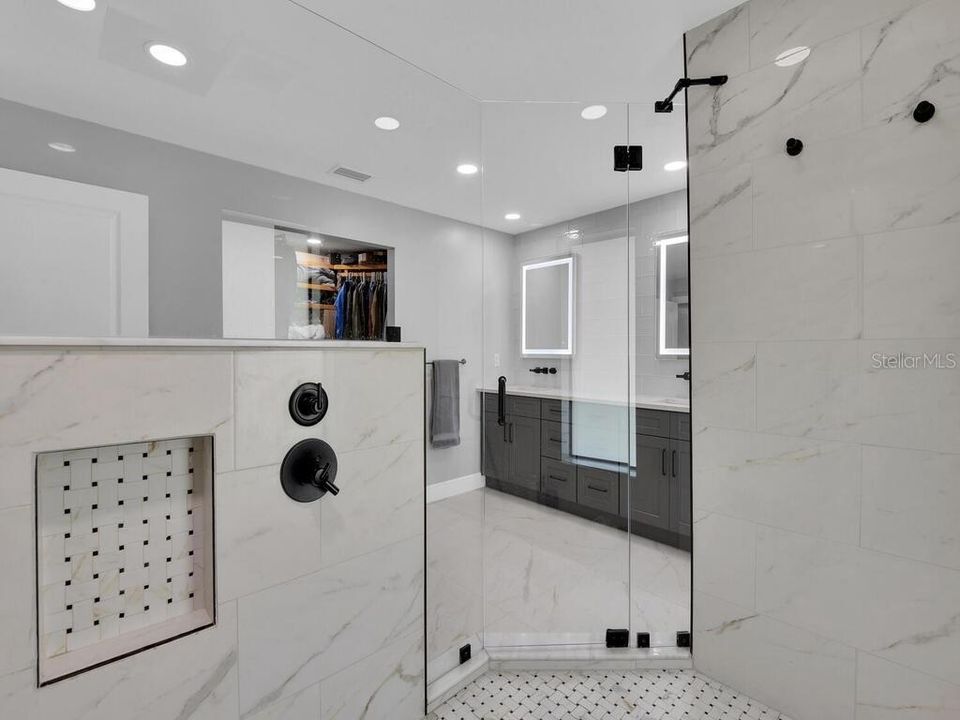 На продажу: $1,075,000 (5 спален, 4 ванн, 4048 Квадратных фут)