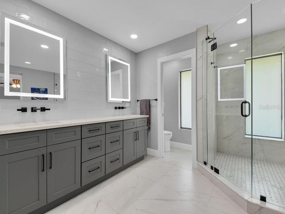 На продажу: $1,075,000 (5 спален, 4 ванн, 4048 Квадратных фут)