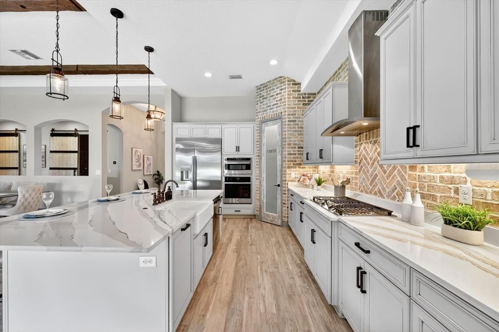 Active With Contract: $699,000 (3 beds, 3 baths, 2541 Square Feet)