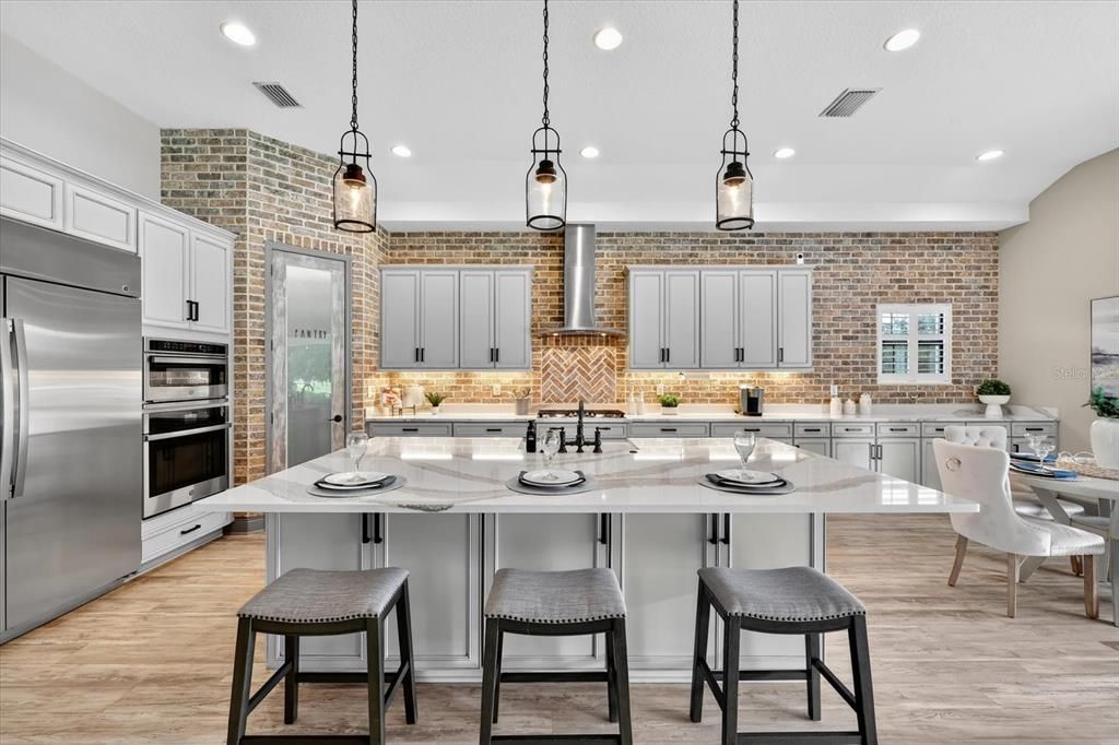 Active With Contract: $699,000 (3 beds, 3 baths, 2541 Square Feet)