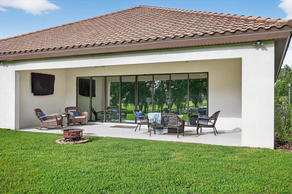 Active With Contract: $699,000 (3 beds, 3 baths, 2541 Square Feet)