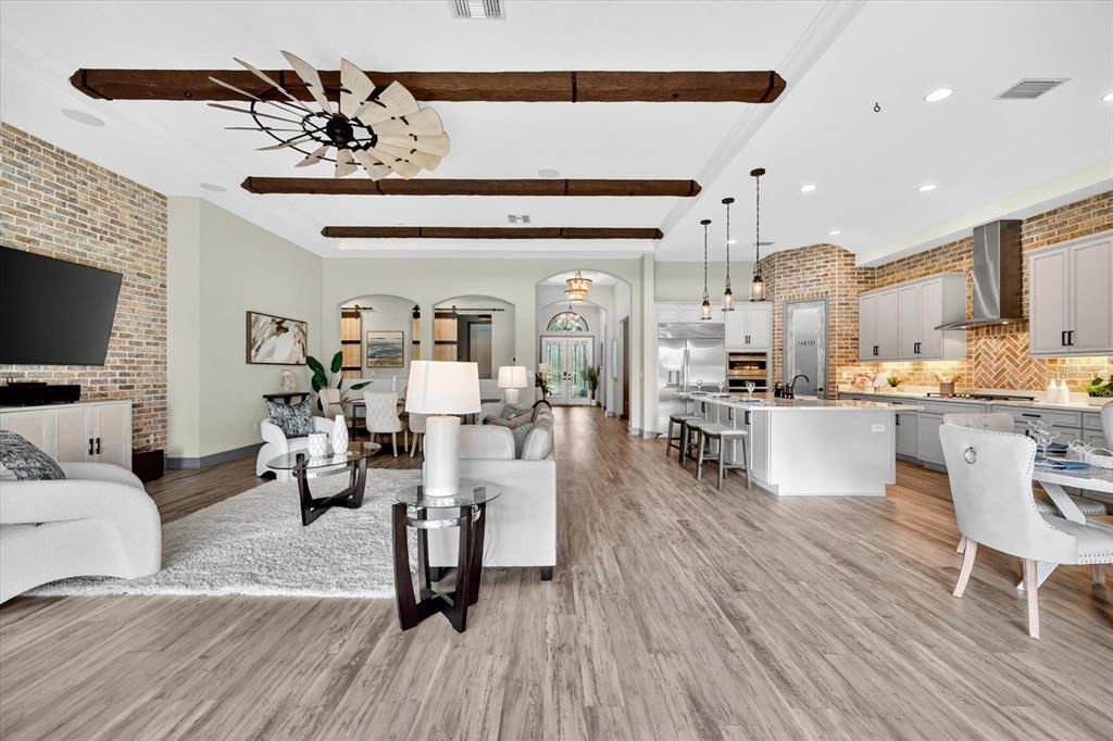 Active With Contract: $699,000 (3 beds, 3 baths, 2541 Square Feet)