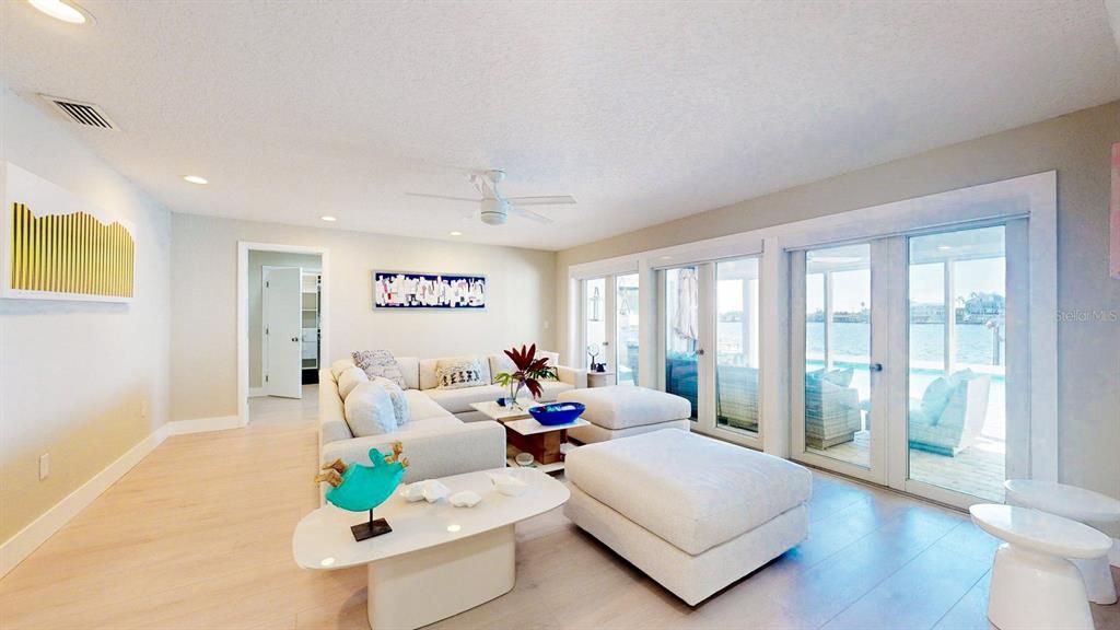 En Renta: $8,750 (4 camas, 3 baños, 2622 Pies cuadrados)