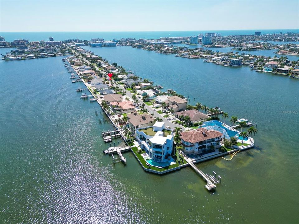 En Renta: $8,750 (4 camas, 3 baños, 2622 Pies cuadrados)