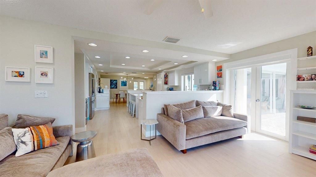 En Renta: $8,750 (4 camas, 3 baños, 2622 Pies cuadrados)