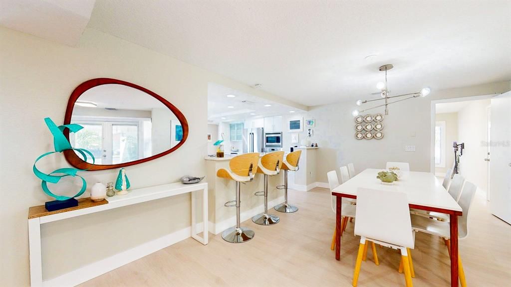 En Renta: $8,750 (4 camas, 3 baños, 2622 Pies cuadrados)