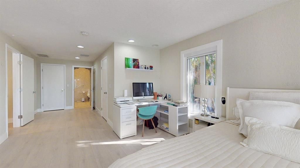 En Renta: $8,750 (4 camas, 3 baños, 2622 Pies cuadrados)