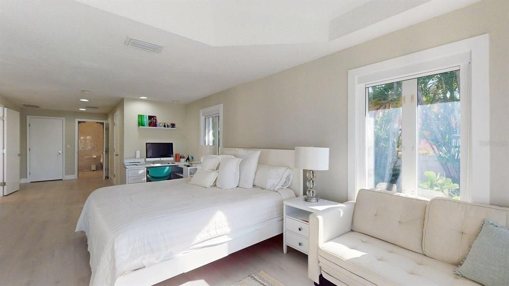 En Renta: $8,750 (4 camas, 3 baños, 2622 Pies cuadrados)