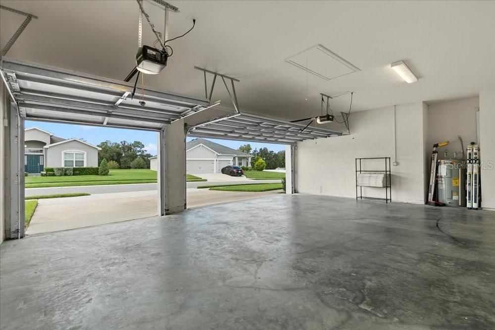 出租: $2,899 (5 贝兹, 3 浴室, 2640 平方英尺)