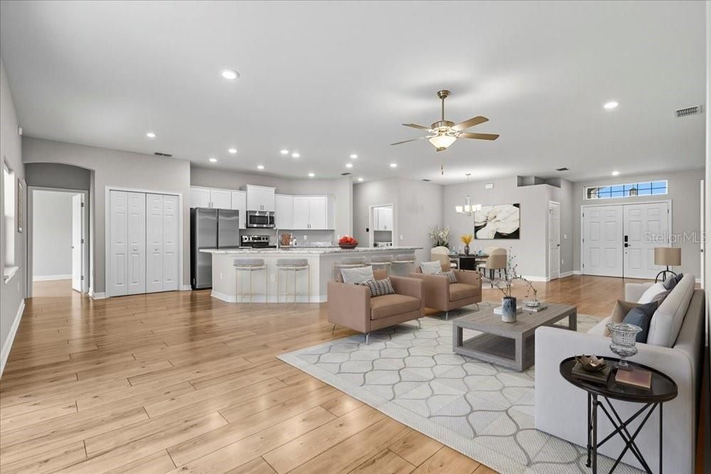 出租: $2,899 (5 贝兹, 3 浴室, 2640 平方英尺)