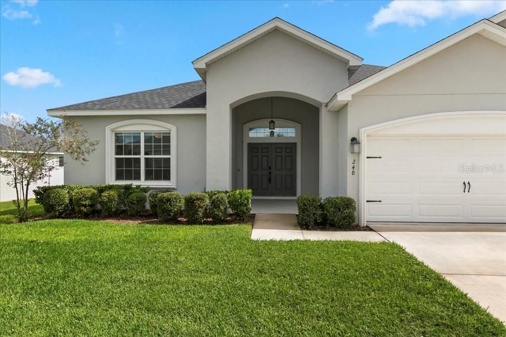 出租: $2,899 (5 贝兹, 3 浴室, 2640 平方英尺)