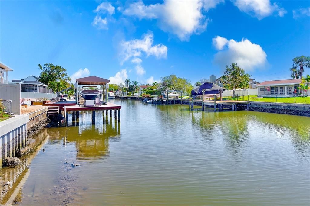 Под контрактом: $650,000 (3 спален, 2 ванн, 1839 Квадратных фут)