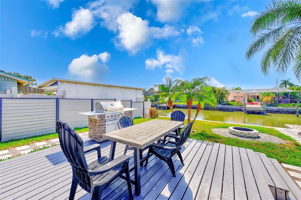 Под контрактом: $650,000 (3 спален, 2 ванн, 1839 Квадратных фут)