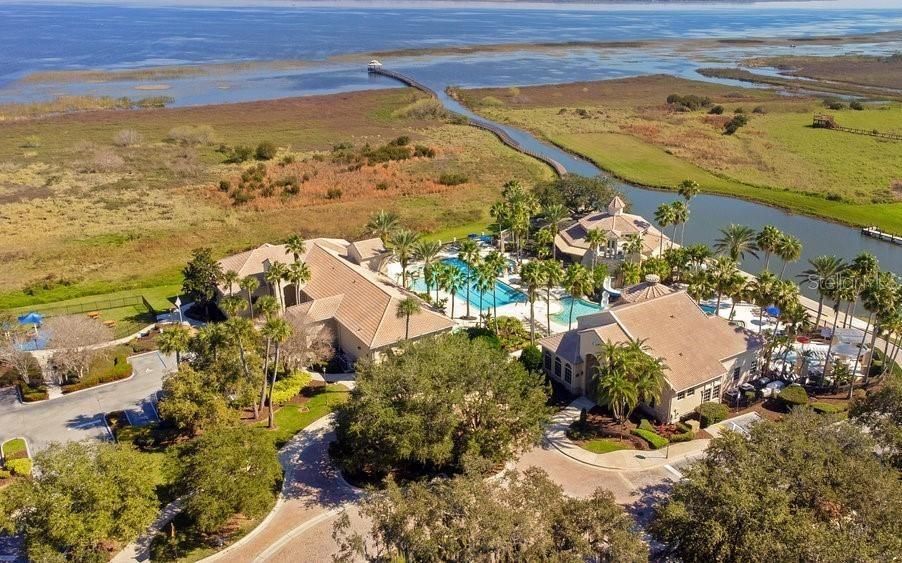 En Venta: $699,900 (5 camas, 3 baños, 4109 Pies cuadrados)