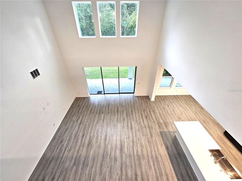 En Venta: $699,900 (5 camas, 3 baños, 4109 Pies cuadrados)