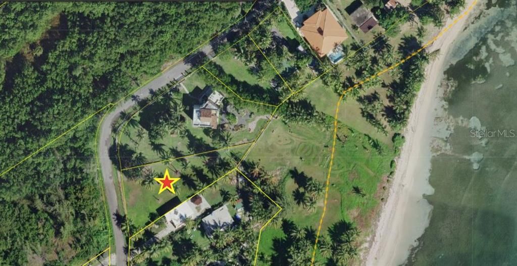 На продажу: $850,000 (0.25 acres)