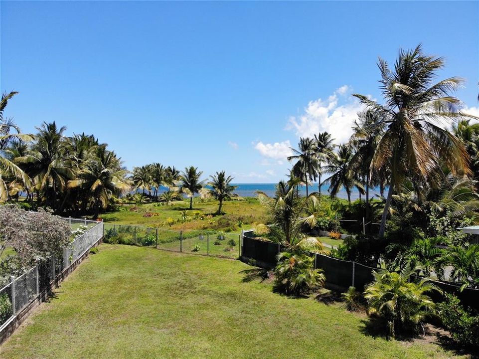 На продажу: $850,000 (0.25 acres)