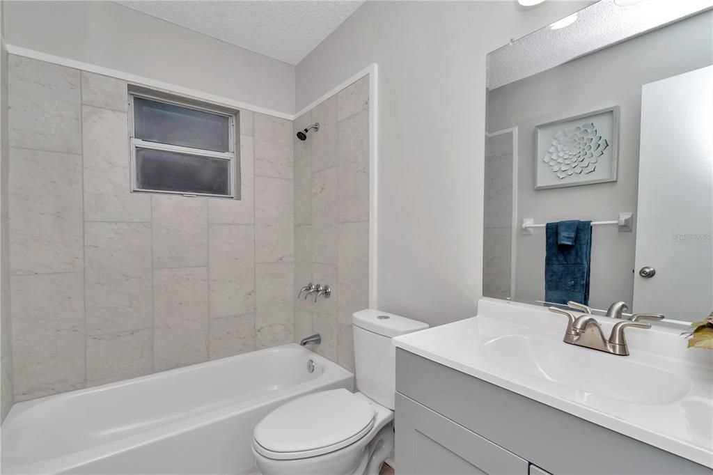 En Renta: $1,750 (3 camas, 2 baños, 1404 Pies cuadrados)