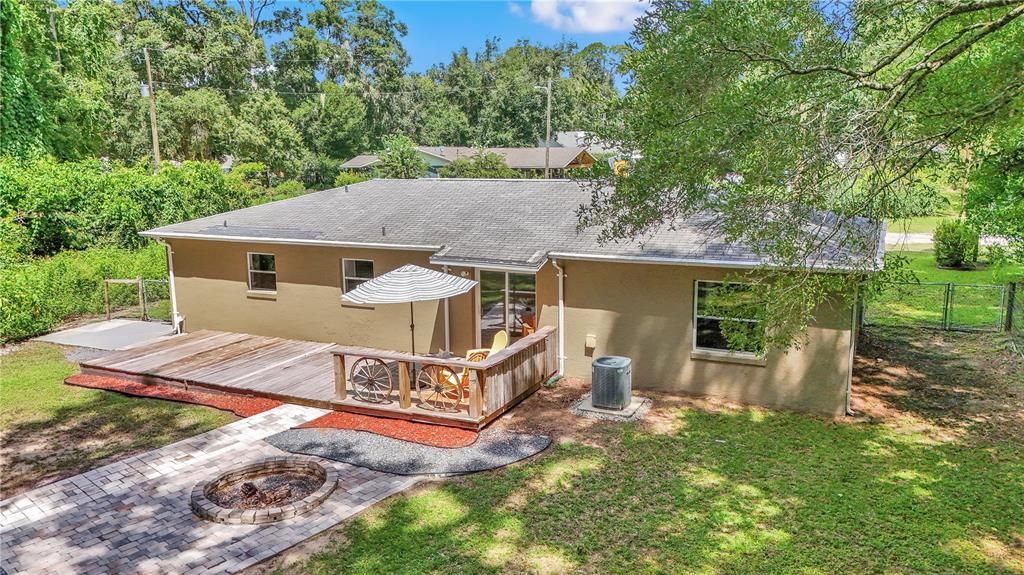 En Renta: $1,750 (3 camas, 2 baños, 1404 Pies cuadrados)