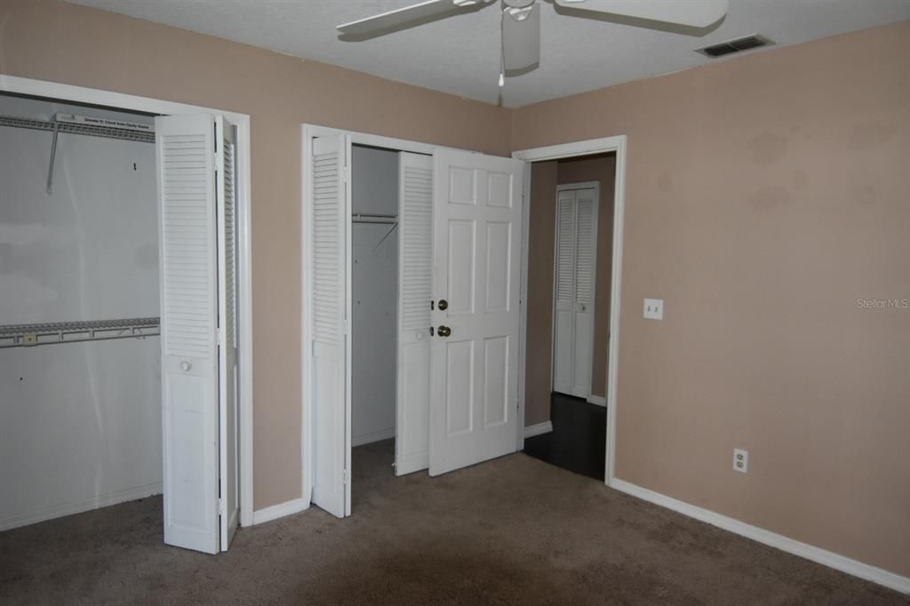 На продажу: $375,000 (3 спален, 2 ванн, 1969 Квадратных фут)