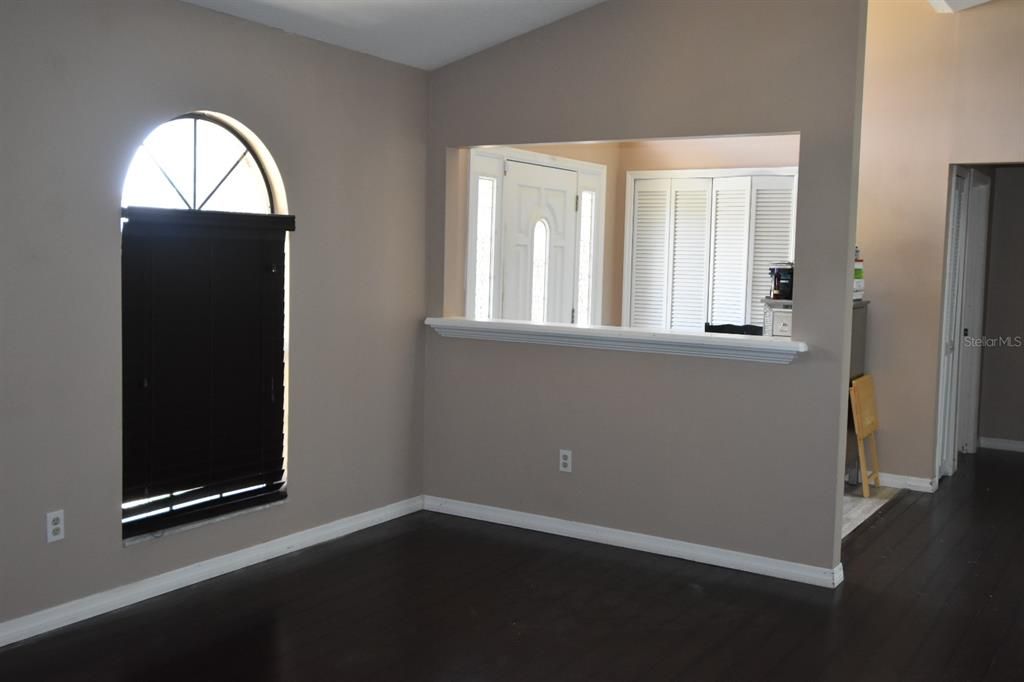 На продажу: $375,000 (3 спален, 2 ванн, 1969 Квадратных фут)