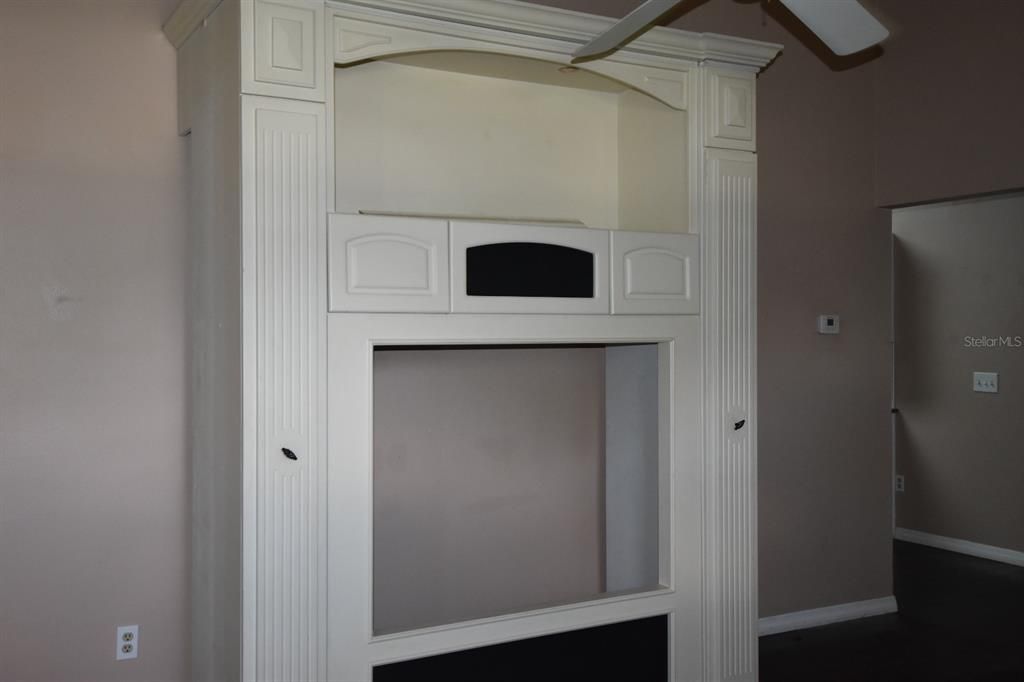 На продажу: $375,000 (3 спален, 2 ванн, 1969 Квадратных фут)