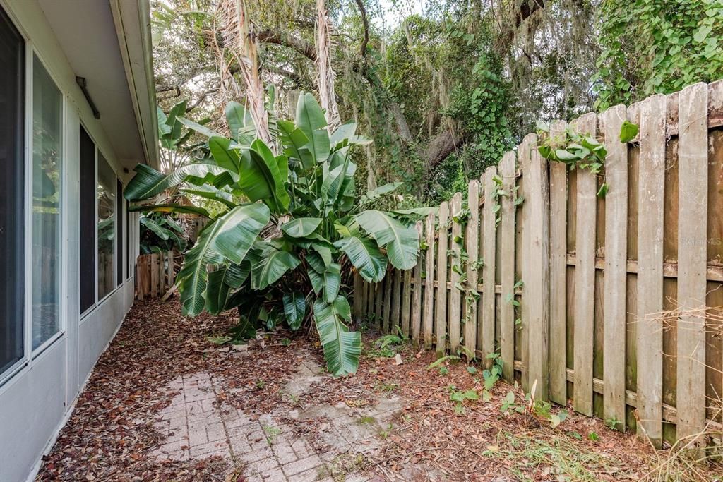 出租: $1,650 (2 贝兹, 2 浴室, 952 平方英尺)