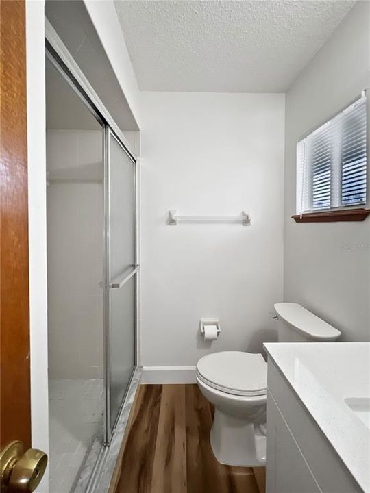 Active With Contract: $169,900 (2 beds, 2 baths, 864 Square Feet)