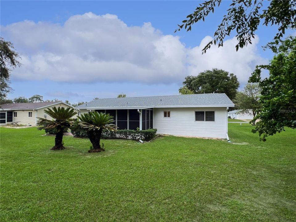 Active With Contract: $169,900 (2 beds, 2 baths, 864 Square Feet)