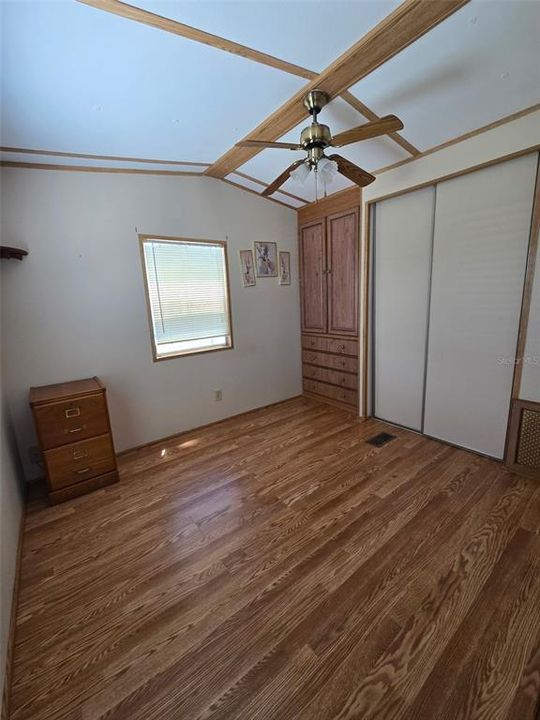 На продажу: $18,000 (1 спален, 1 ванн, 450 Квадратных фут)