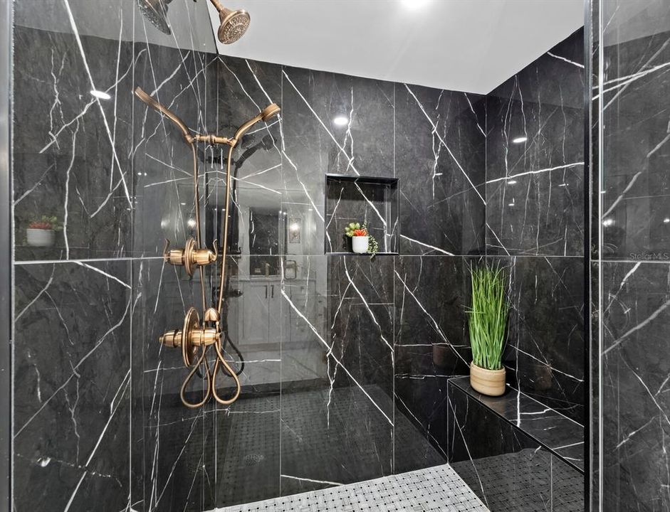 For Sale: $1,799,000 (3 beds, 3 baths, 2375 Square Feet)
