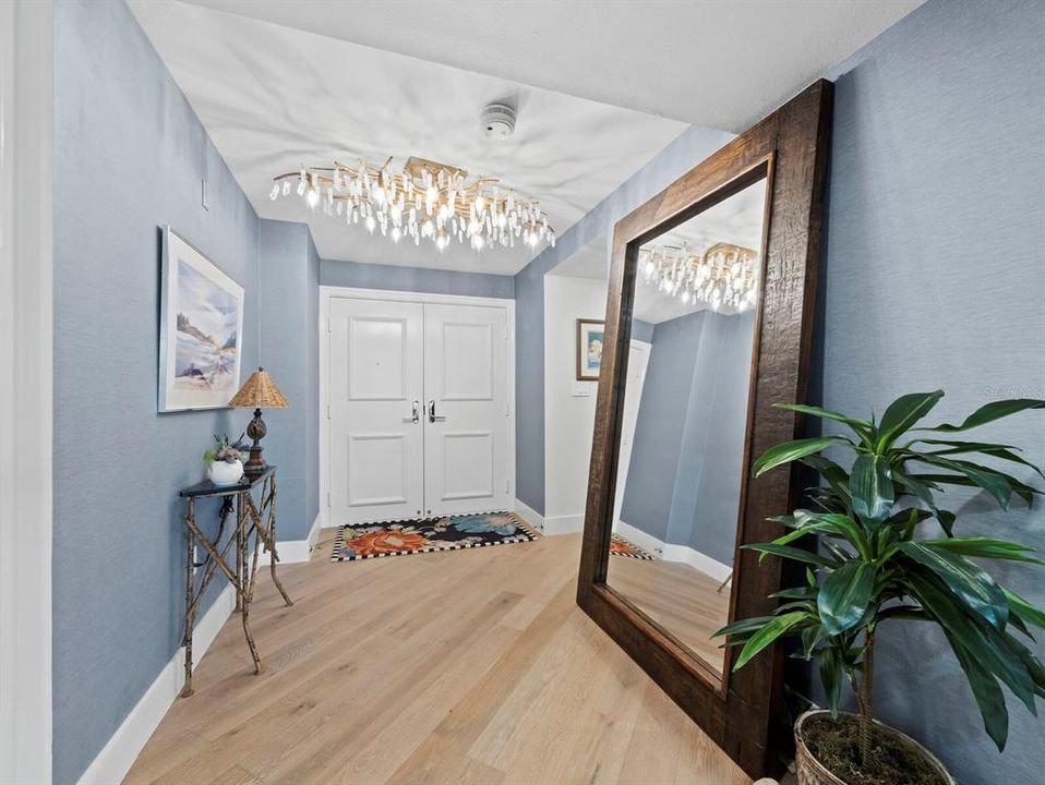 For Sale: $1,799,000 (3 beds, 3 baths, 2375 Square Feet)