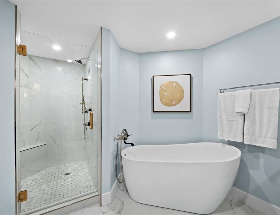For Sale: $1,799,000 (3 beds, 3 baths, 2375 Square Feet)