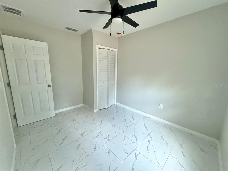 На продажу: $229,000 (3 спален, 2 ванн, 1000 Квадратных фут)