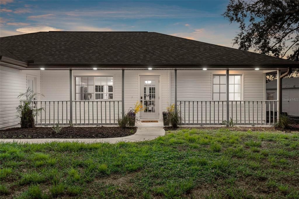 Недавно продано: $385,000 (3 спален, 2 ванн, 1278 Квадратных фут)