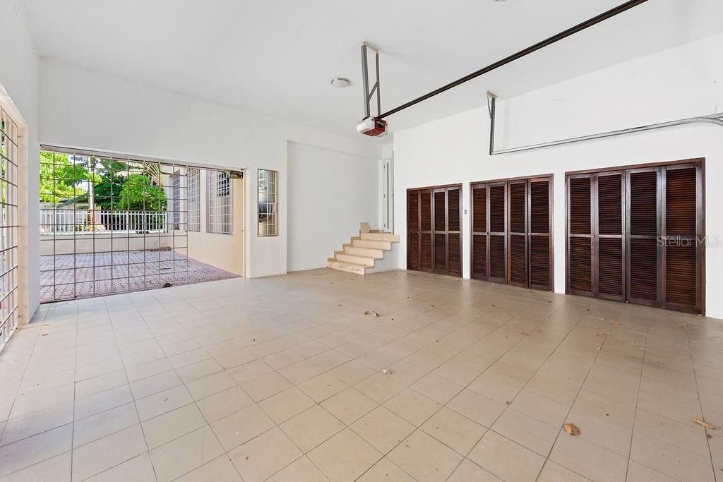 En Venta: $1,600,000 (4 camas, 4 baños, 4202 Pies cuadrados)