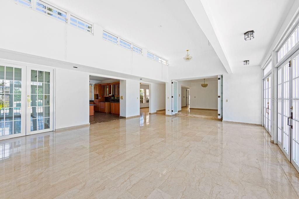 En Venta: $1,600,000 (4 camas, 4 baños, 4202 Pies cuadrados)