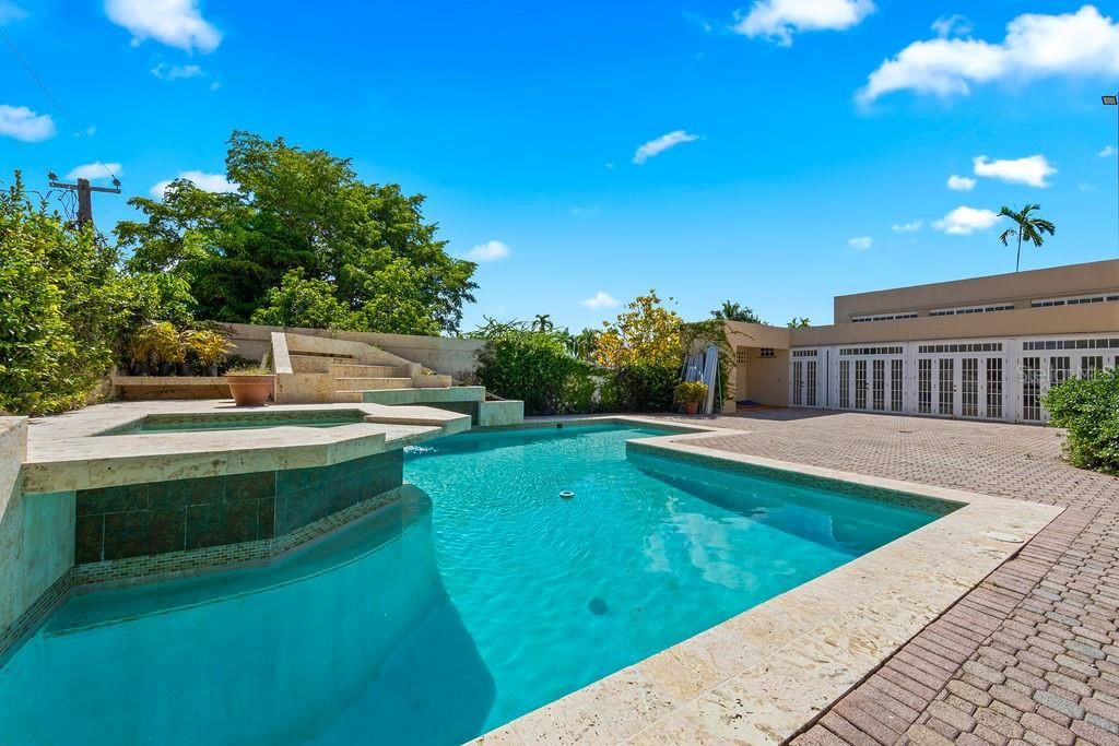 En Venta: $1,600,000 (4 camas, 4 baños, 4202 Pies cuadrados)