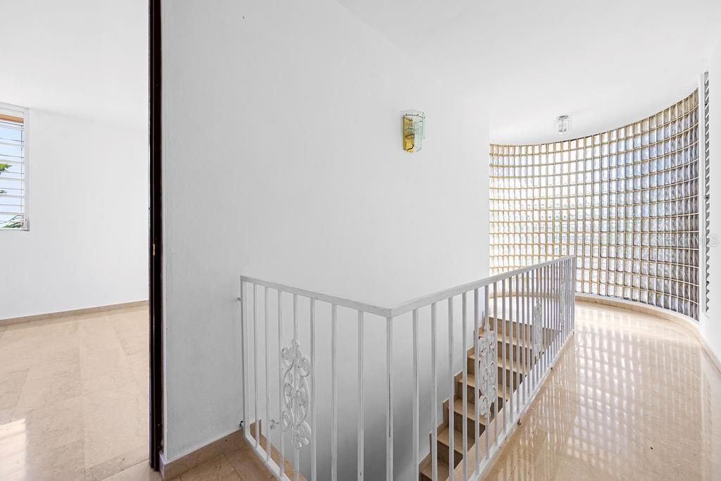 En Venta: $1,600,000 (4 camas, 4 baños, 4202 Pies cuadrados)