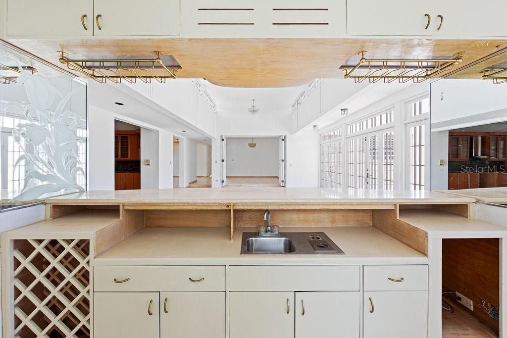 En Venta: $1,600,000 (4 camas, 4 baños, 4202 Pies cuadrados)