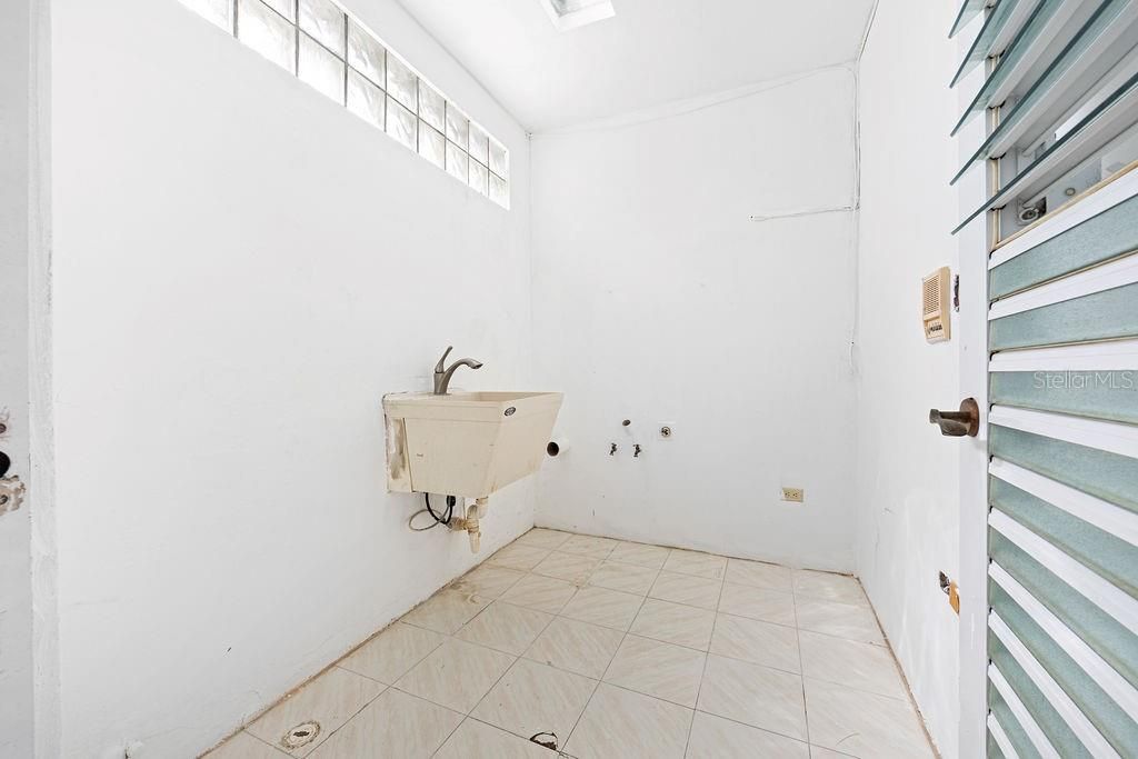 En Venta: $1,600,000 (4 camas, 4 baños, 4202 Pies cuadrados)