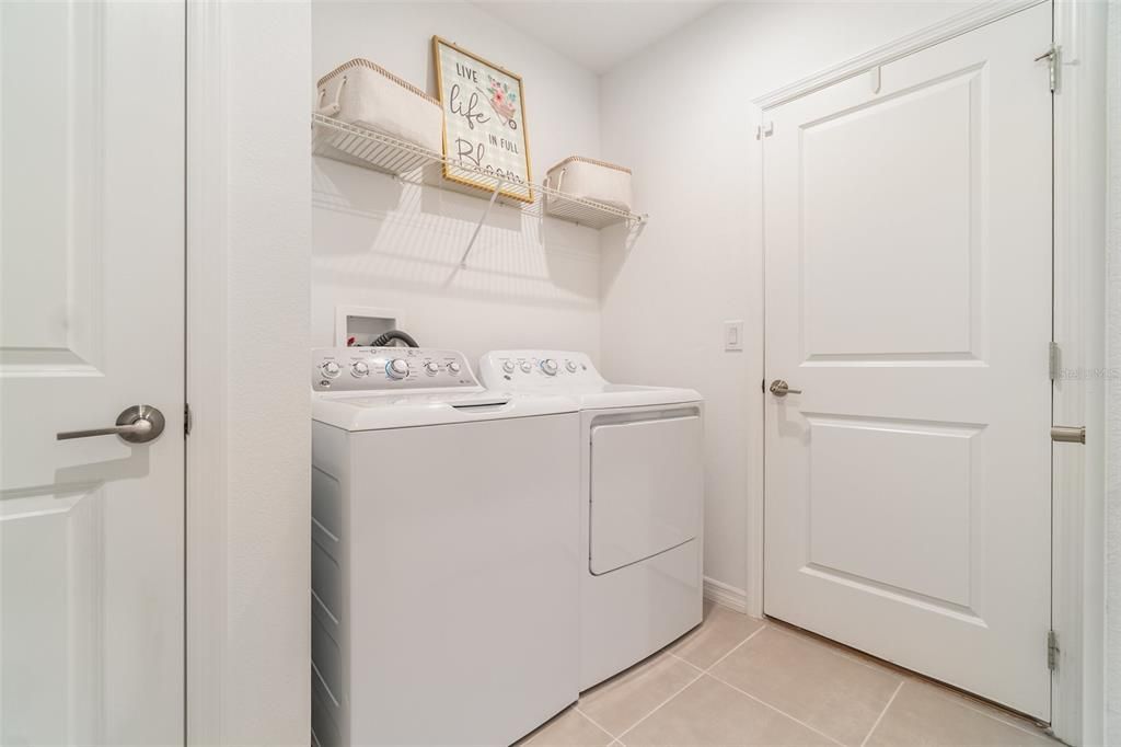 待售: $415,000 (3 贝兹, 2 浴室, 1490 平方英尺)