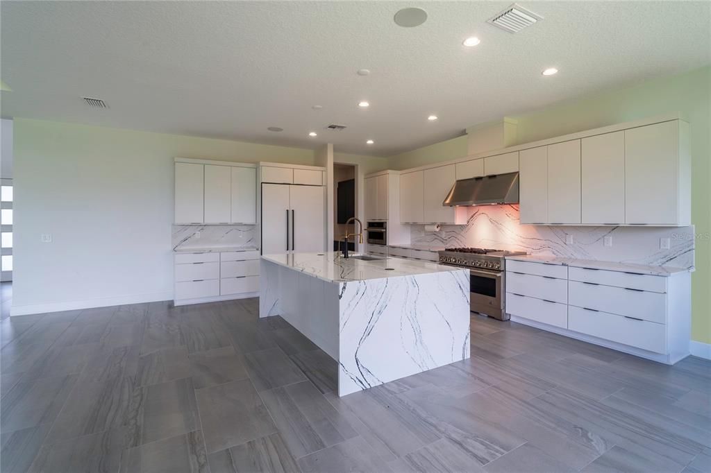 For Sale: $1,749,990 (4 beds, 4 baths, 4495 Square Feet)