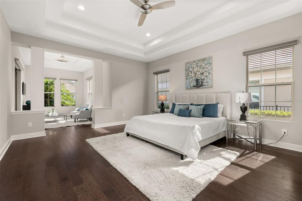 合同活跃: $1,295,000 (4 贝兹, 3 浴室, 3364 平方英尺)