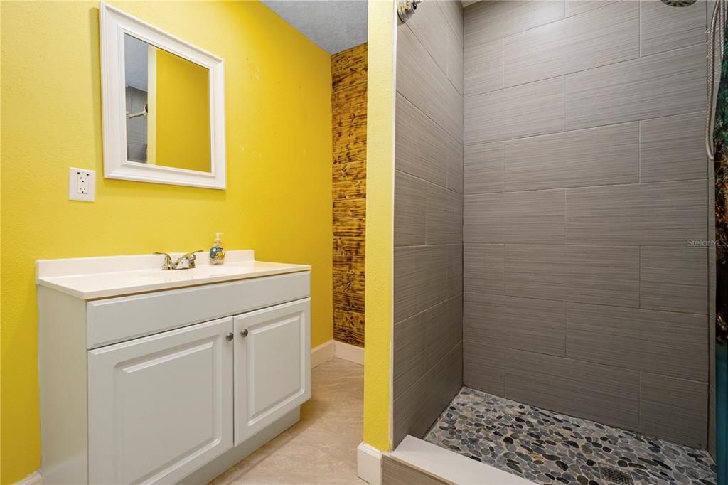 En Venta: $650,000 (3 camas, 1 baños, 1056 Pies cuadrados)