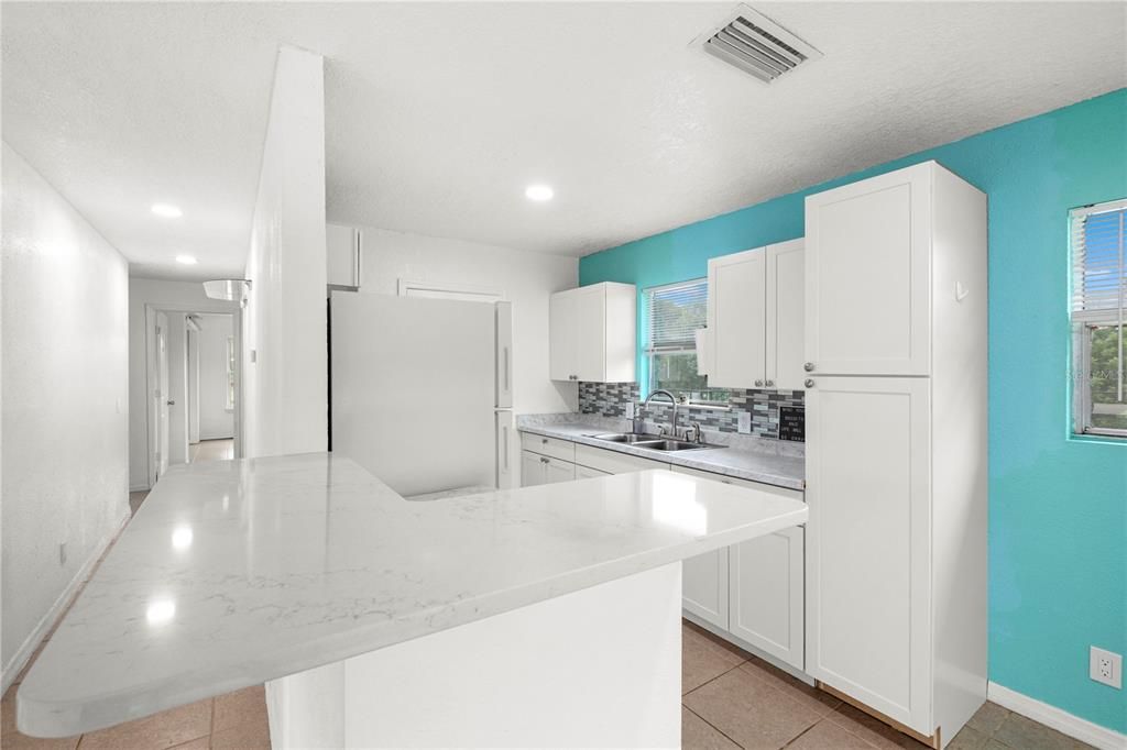 En Venta: $650,000 (3 camas, 1 baños, 1056 Pies cuadrados)