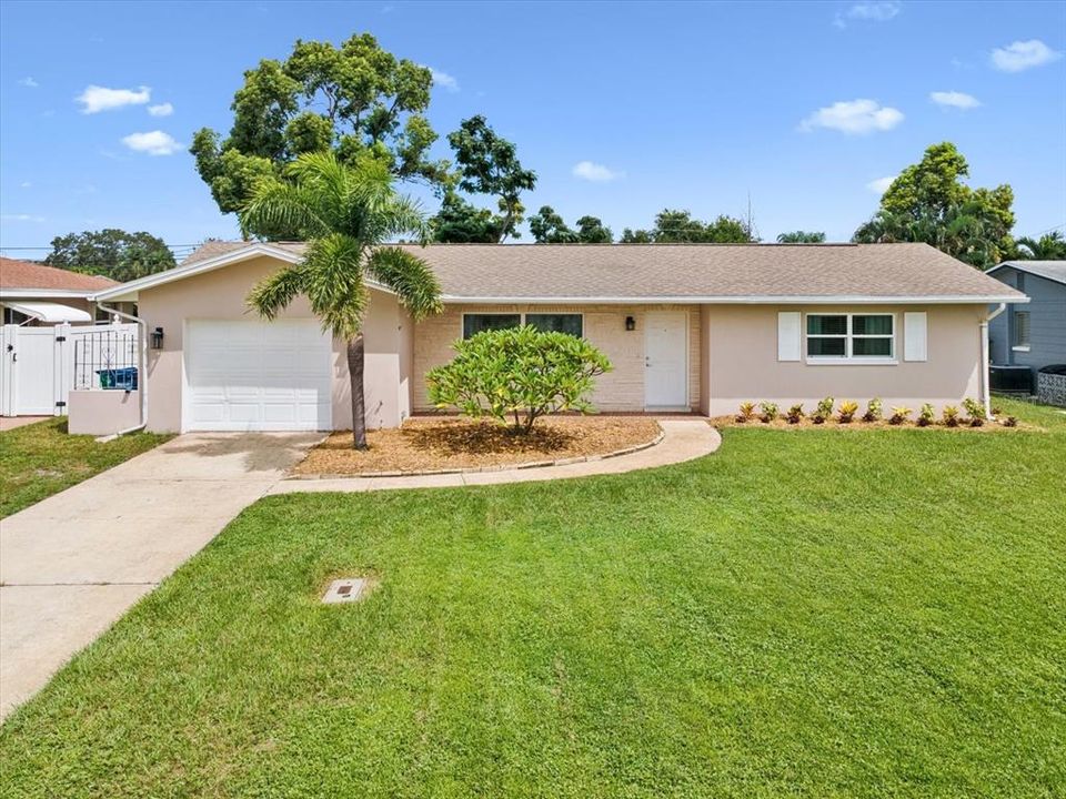 Vendido Recientemente: $395,000 (2 camas, 2 baños, 1317 Pies cuadrados)